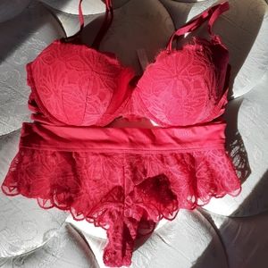 Victoria's Secret Bra & Underwear